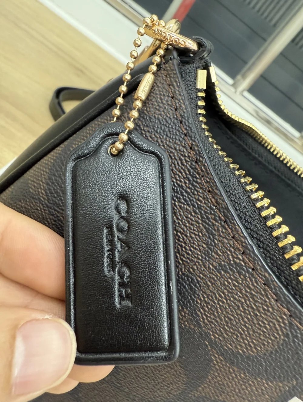 Coach Teri Shoulder Bag Black outlet - Picture 4 of 9